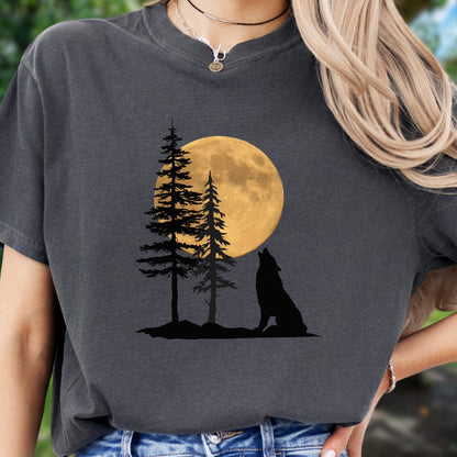 Wolf Howling Tee
